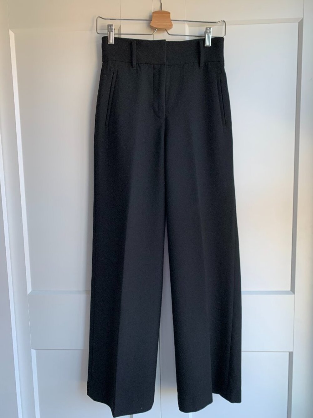 Wilfres by Aritizia High Rise Wide leg pant size 2